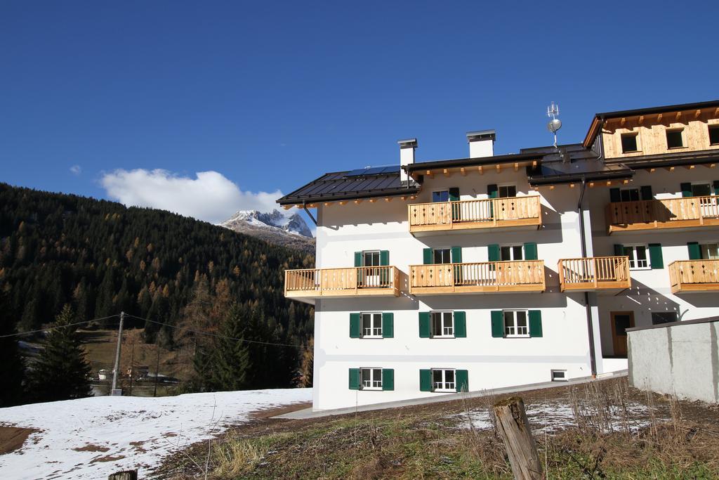 La Lum De Roisc Hotell Soraga Exteriör bild